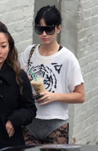 FP_IMAGE_4434793/FP_SET_4432594 Katy Perry at a Hollywood dance studio on January 26
