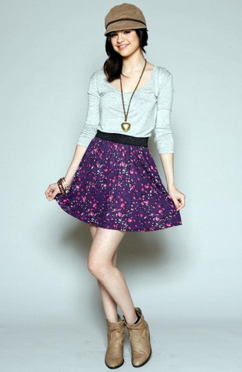 selena gomez clothing line dream out loud. Selena Gomez modeling her