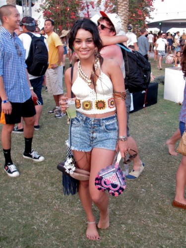 vanessa-hudgens-wildfox-shorts-coachella-4