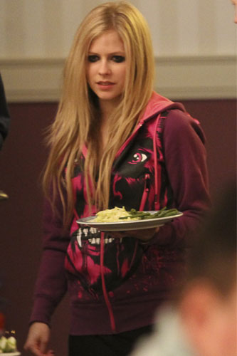 avril-if-hoodie