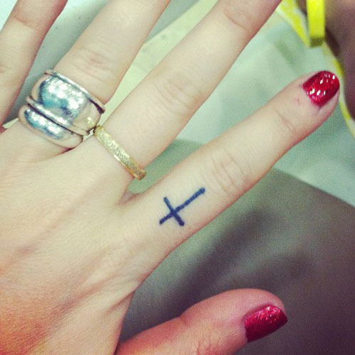Finger Tattoo Cross