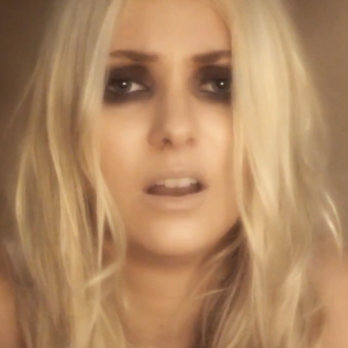 taylor-momsen-makeup-4