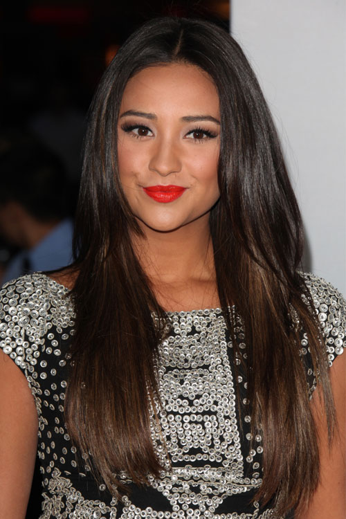 Shay Mitchell Hair | Steal Her Style
