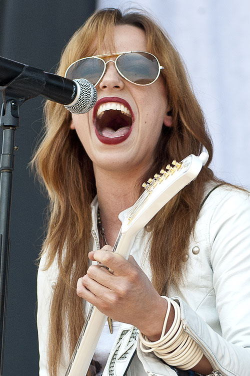 Lzzy Hale Wavy Angled Hairstyle | Steal Her Style