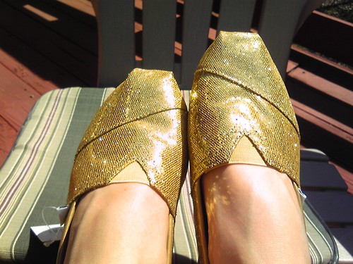 gold toms shoes