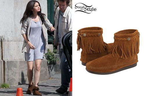 Selena Gomez: Fringe Boots