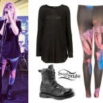 Ellie Goulding in Topshop leggings and combat boots