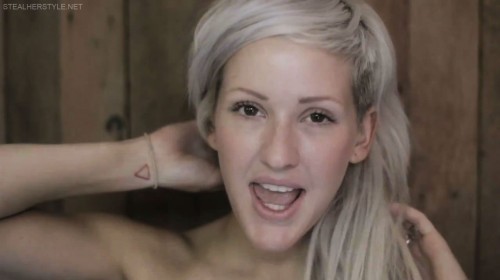 Ellie Goulding triangle wrist tattoo