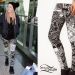 Ellie Goulding: Paisley Leggings
