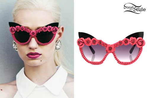 Iggy Azalea: Pink Flower Sunglasses