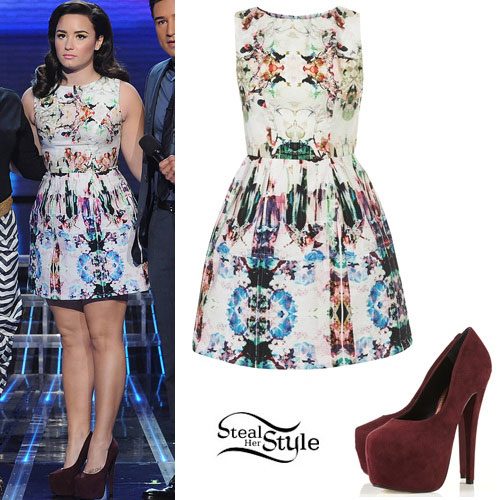 Demi Lovato: Print Dress, Platform Heels