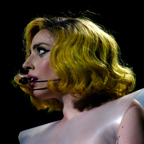 Lady Gaga sports short haircut at House of Gucci premiere