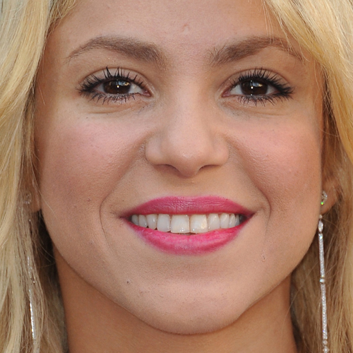 blod i gang Mount Bank Shakira's Makeup Photos & Products | Steal Her Style | Page 2