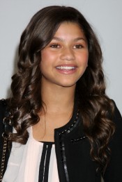 Zendaya Curly Dark Brown Hairstyle | Steal Her Style