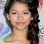 Zendaya Teased Black Afro Hairstyle | Steal Her Style