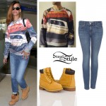 Rihanna: Car Sweatshirt Outfit
