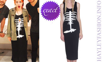 Hayley Williams skeleton dress