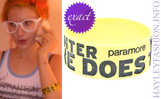Hayley Williams in Paramore's "Shine Brighter" bracelet