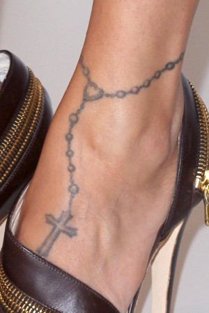 Nicole Richie Cross, Jewelry, Rosary Ankle, Foot Tattoo | Steal Her Style