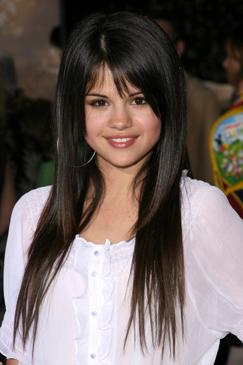 Selena Gomez's Long Hair With Bangs Will Make You Want Extensions