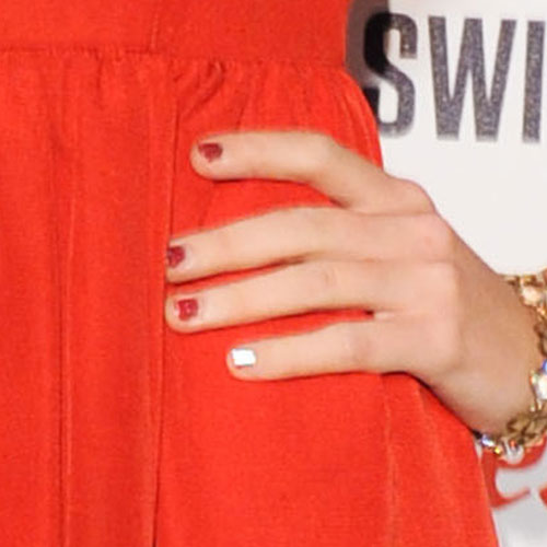 Taylor Swift Red, White Nails | Steal Her Style