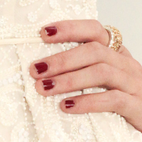 Taylor Swift Red Nails | Steal Her Style