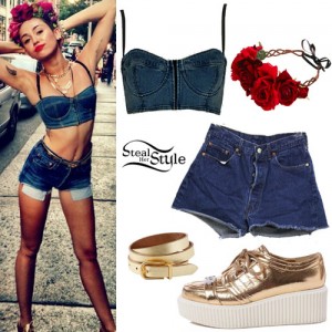 Miley Cyrus: Denim Bustier & Shorts | Steal Her Style