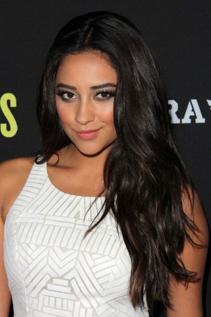 Shay Mitchell Wavy Black Hairstyle | Steal Her Style