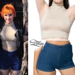 Hayley Williams: Beige Crop Top, Denim Shorts