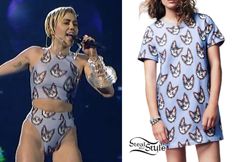 Miley Cyrus: 2013 AMAs Cat Print Outfit