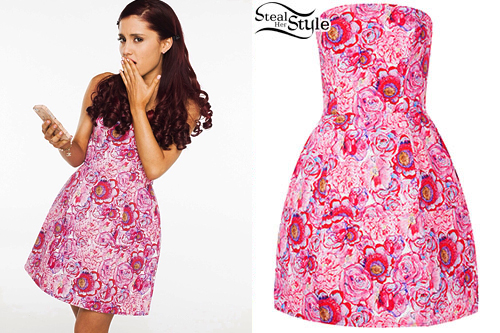 Ariana Grande in a promoshoot for "Sam & Cat" - photo: agrande-news