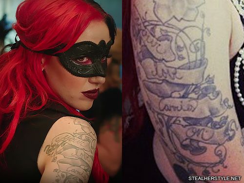 Ash Costello Banner, Vines Upper Arm Tattoo | Steal Her Style