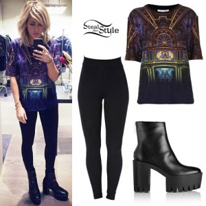 Ellie Goulding: Church Print Tee Outfit | Steal Her Style