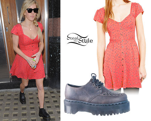 Ellie Goulding: Red Button-Front Dress