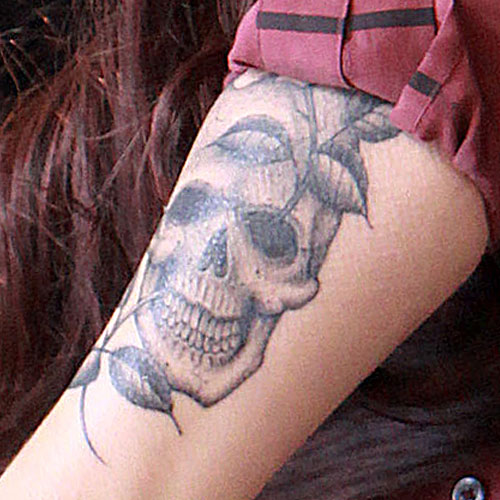 jesy-nelson-tattoo-skull-arm