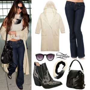 Selena Gomez: Flared Jeans, Cream Cardigan | Steal Her Style