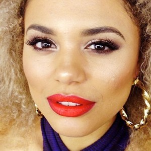 Jessica Plummer's Makeup Photos & Products | Steal Her Style