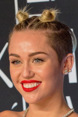 Miley Cyrus Hairstyles & Hair Colors | Steal Her Style | Page 5