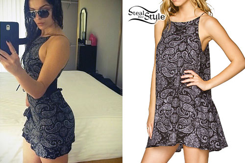 Bebe Rexha: Paisley Print Dress