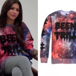 Zendaya: Galaxy Print Sweatshirt