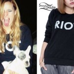 Bella Thorne: Black 'RIOT' Sweatshirt
