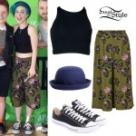 Hayley Williams: Olive Culotte Shorts Outfit