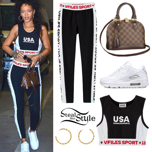Rihanna leaving her gym in New York, July 9th, 2014 - photo: rihanna-diva