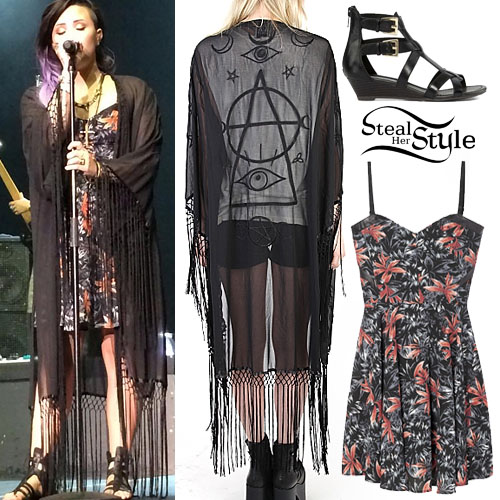Demi Lovato Soundcheck in Reno, July 17th, 2014 - photo: demetriabr