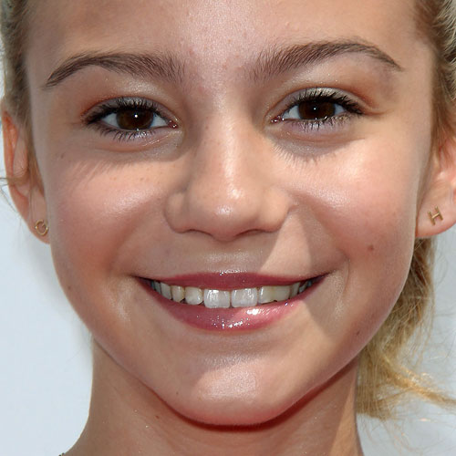 G Hannelius Makeup Photos And Products Steal Her Style Page 3