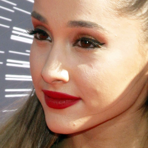 Ariana Grande Makeup Black Eyeshadow Bronze Eyeshadow