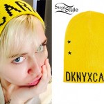 Miley Cyrus: Yellow DKNY x Cara Beanie