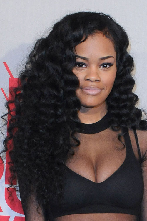 Teyana Taylor S Hairstyles Hair Colors Steal Her Style