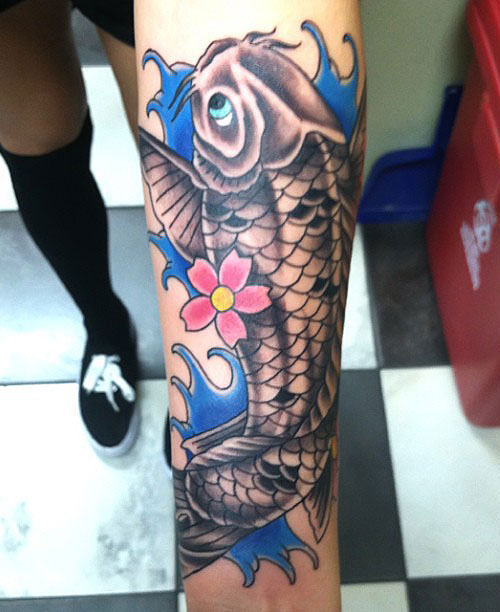 allison green koi fish arm tattoo