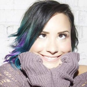 Demi Lovato Straight Black Bob, Choppy Layers, Shaggy Bob Hairstyle